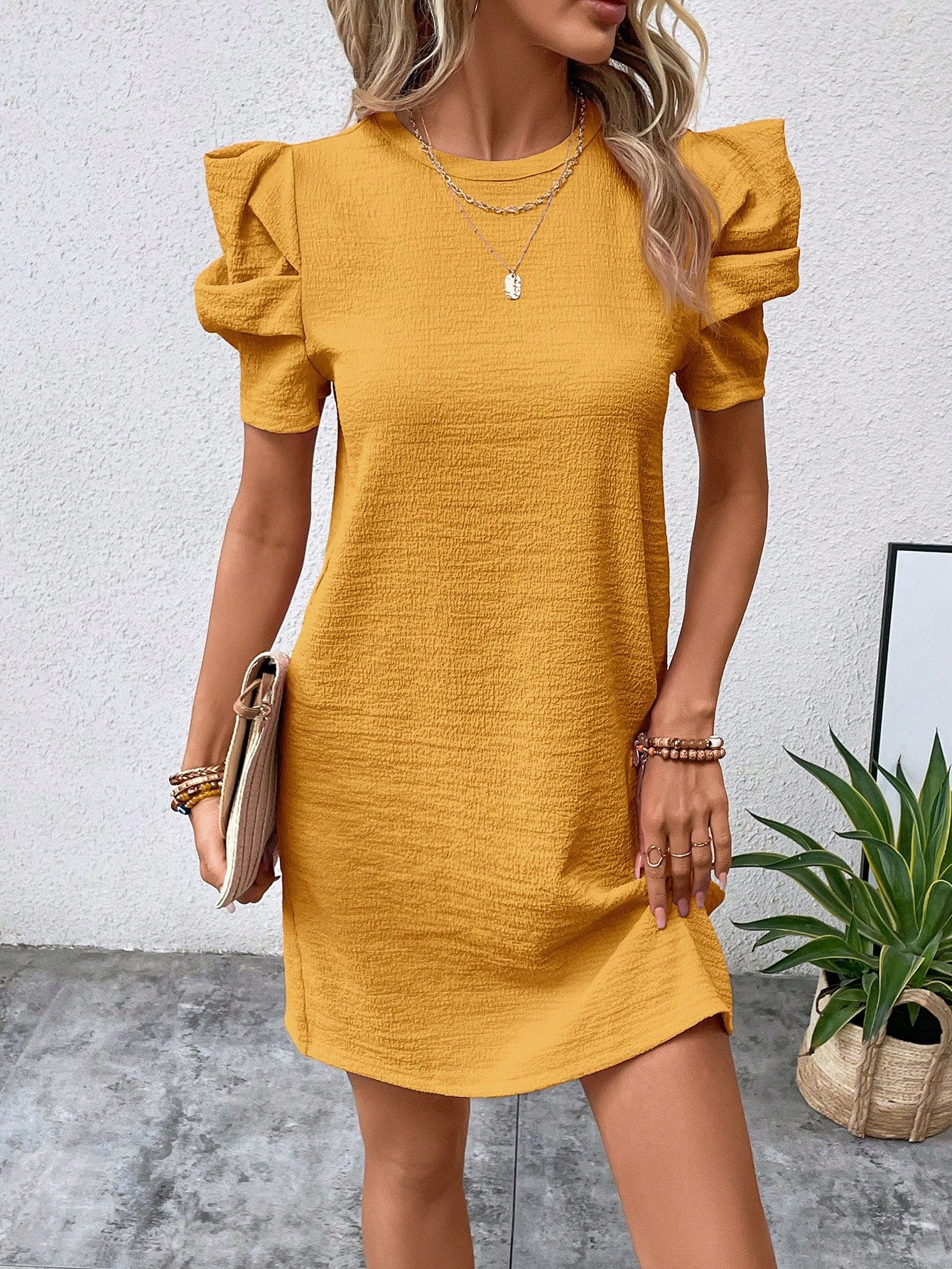 SHEIN Clasi Solid Puff Sleeve Tunic Dress
