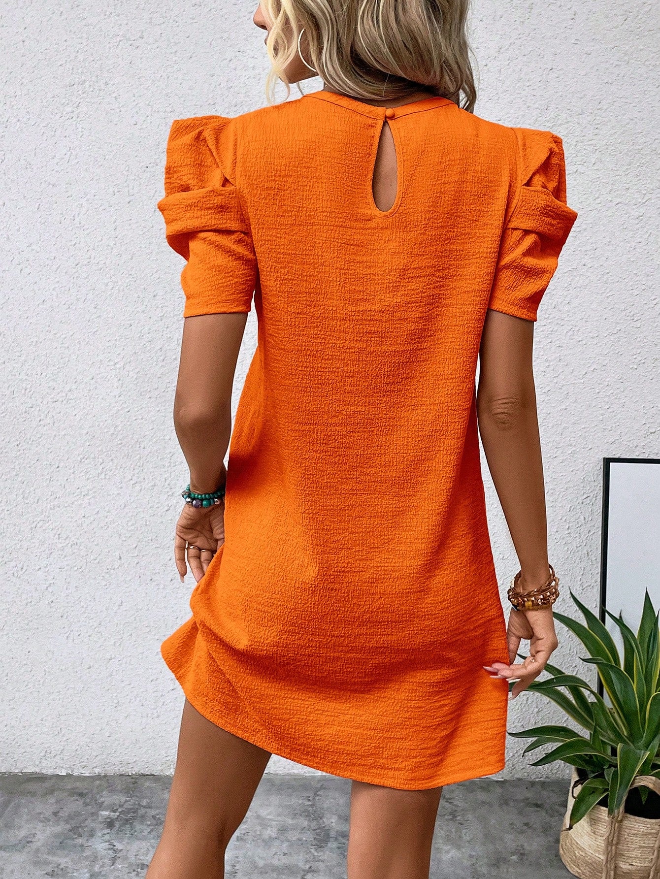SHEIN Clasi Solid Puff Sleeve Tunic Dress
