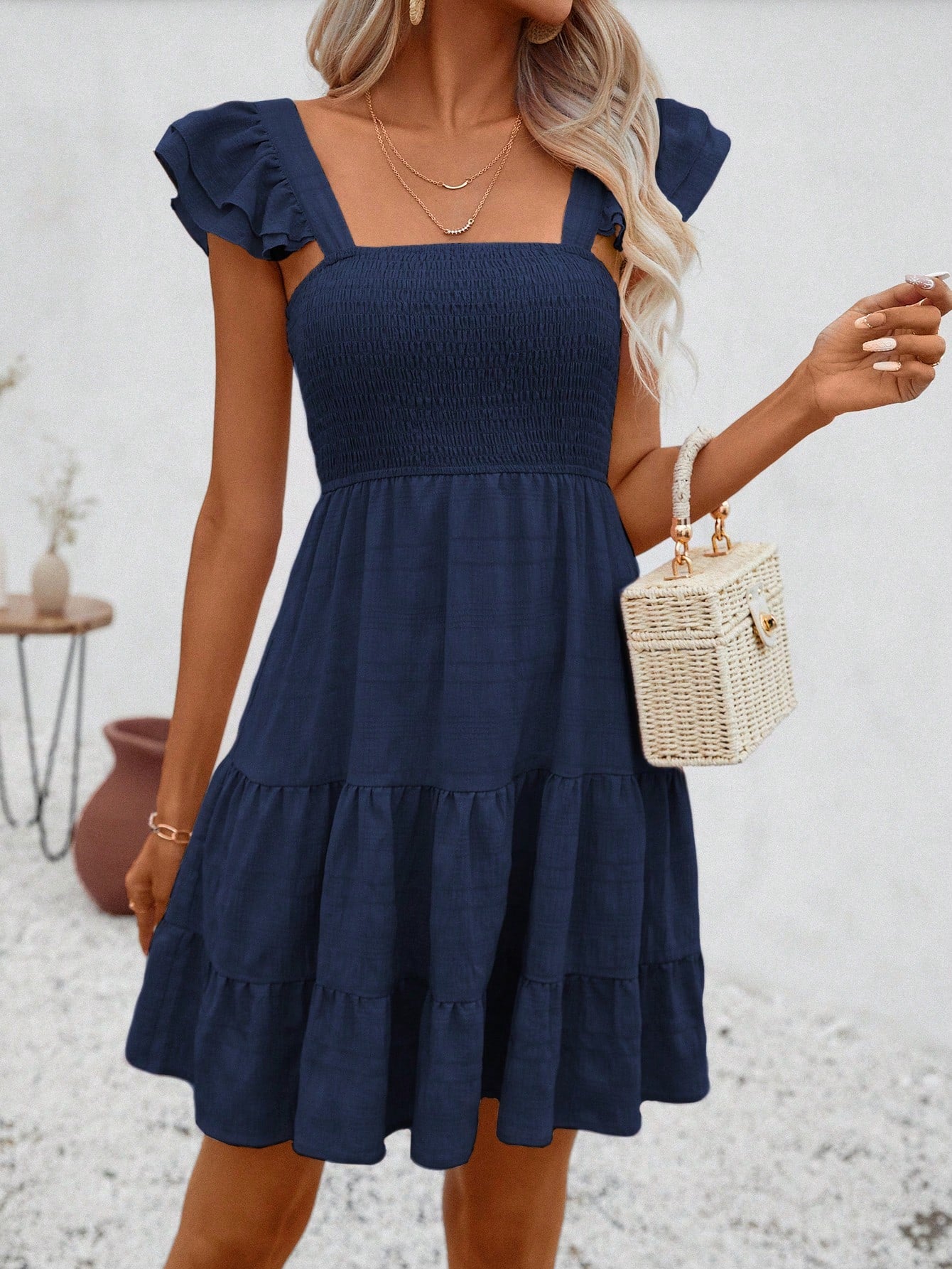 SHEIN Raffinéa Solid Color Square Neckline Dress With Ruffle Hem And Sleeveless Design