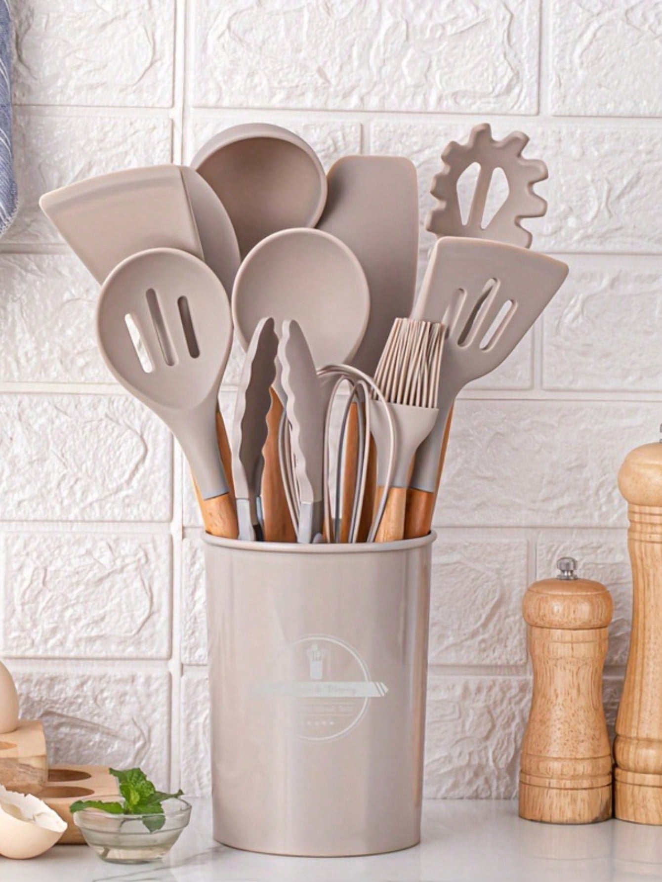 1 Set Kitchen Utensil Set, Silicone Cookware Set,12pcs Silicone Kitchen Utensil Set, Wooden Cooking Utensils, Kitchen Gadgets, Silicone Cutlery Set, Kitchen Tools With Storage Bucket